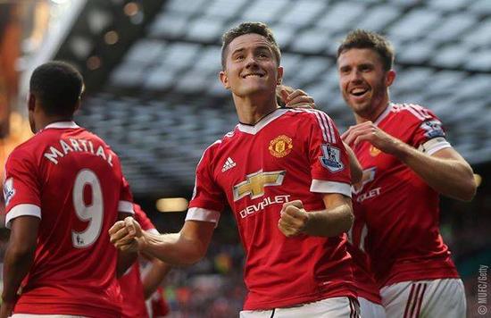 训练效率并 训练效率并